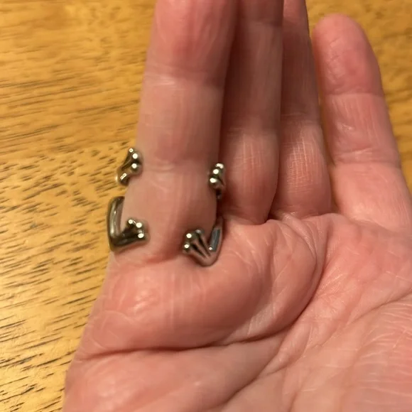 Ring - Picture 4 of 4